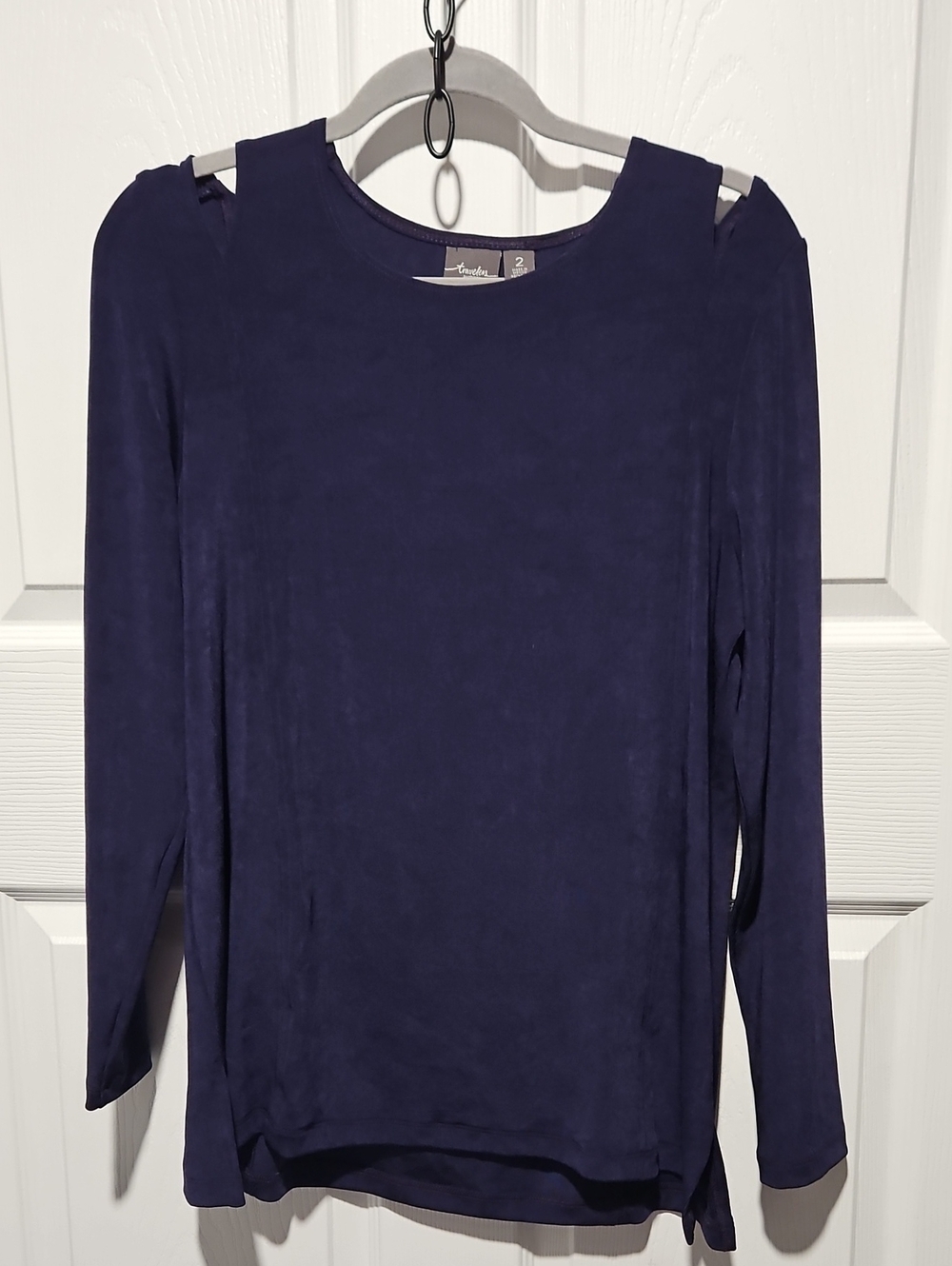 Cold-Shoulder Long Sleeve Blouse in Navy